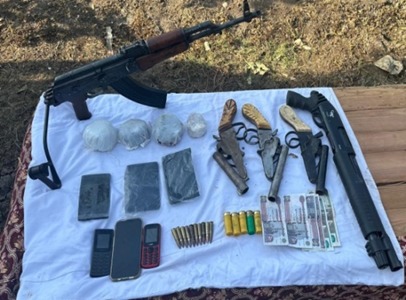 حملة أمنية لضبط بؤر إجرامية لجالبي المواد المخدرة (10)