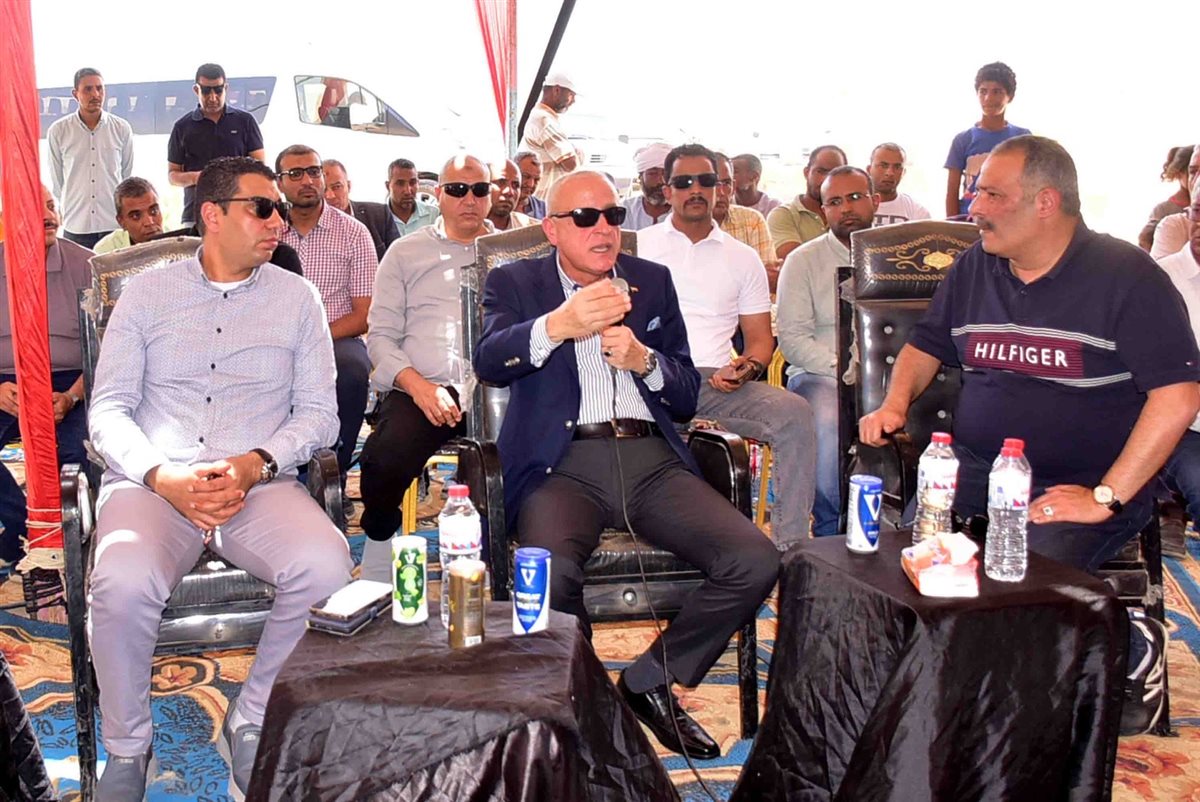 محافظ الأقصر يتفقد الغابة الشجرية بالقرنةً 