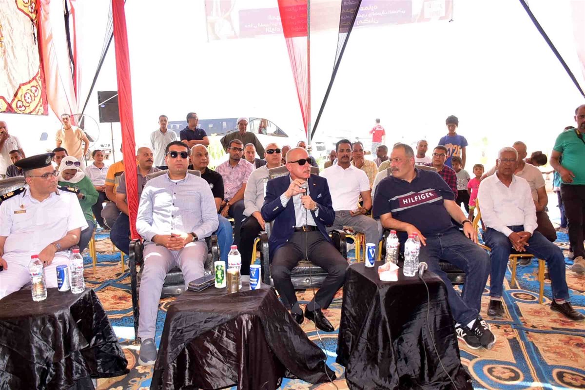 محافظ الأقصر يتفقد الغابة الشجرية بالقرنةً 