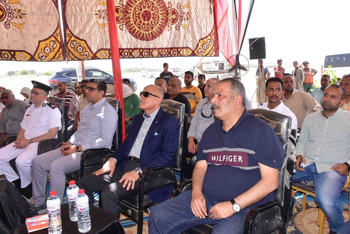 محافظ الأقصر يتفقد الغابة الشجرية بالقرنةً 