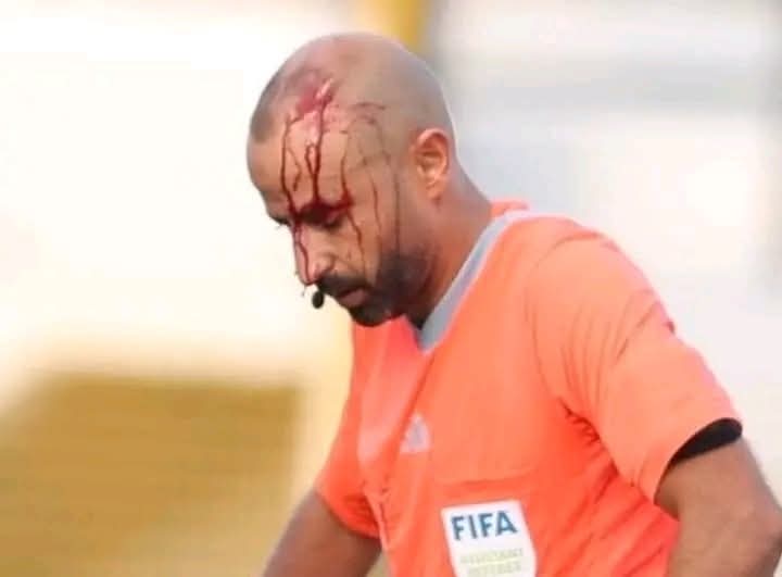 إيقاف مباراة البنزرتي والأفريقي بعد اعتداء جماهيري على الحكم