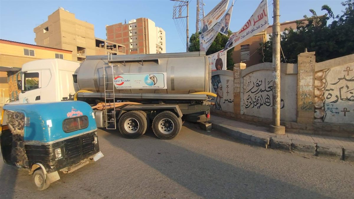 توفير سيارات مياه للمواطنين بإسنا