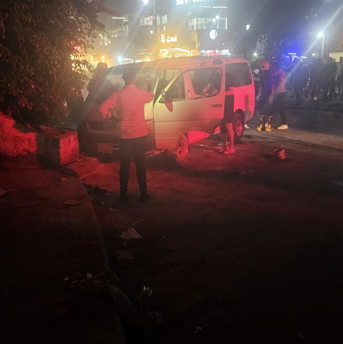 السيطرة على حريق ميكروباص ببورسعيد 