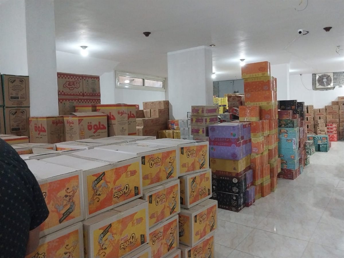 حملات تموينية مكثفة على الأسواق بالأقصر 