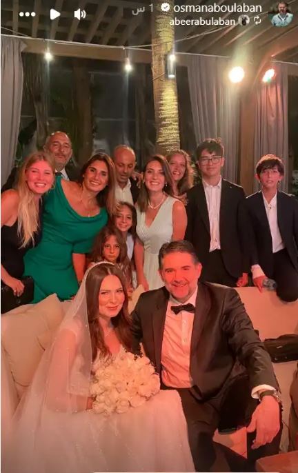 عائلة عثمان أبو لبن في حفل زفافه