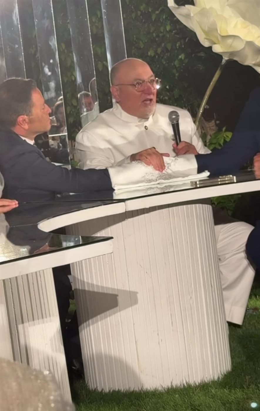 هبة قطب تحتفل بعقد قران ابنتها دينا هشام بحضور الشيخ خالد الجندي ورمضان عبد المعز