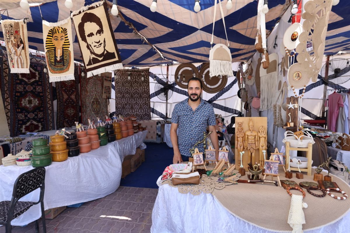 العام الثاني 