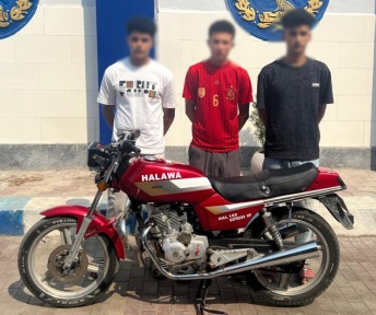 القبض على المتهمين بصفع صغير أثناء سيره بالشارع في كفر الشيخ