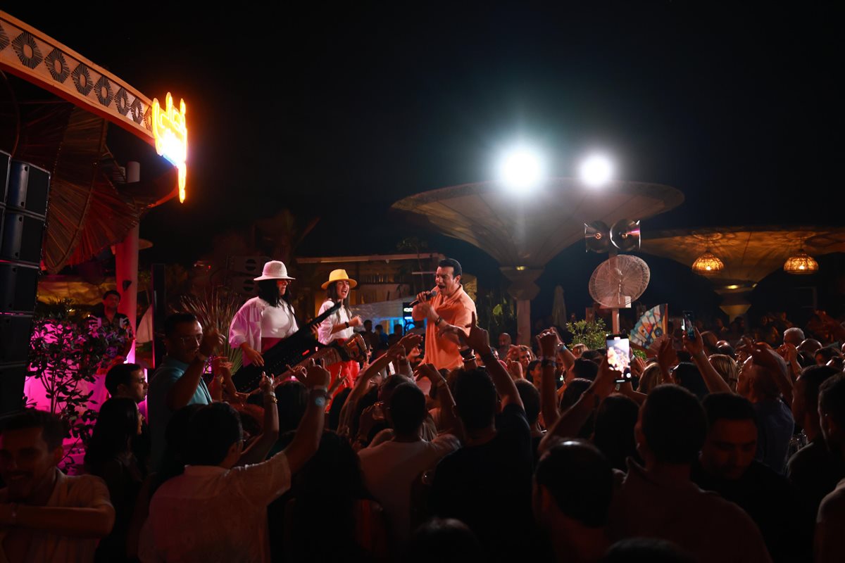 إيهاب توفيق 