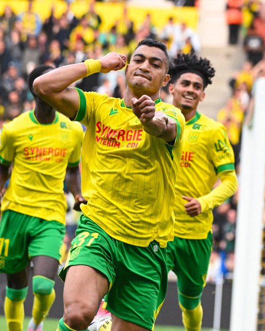 <strong>احتفال مصطفى محمد بهدفه في مباراة نانت وأوكسير في الدوري الفرنسي</strong>