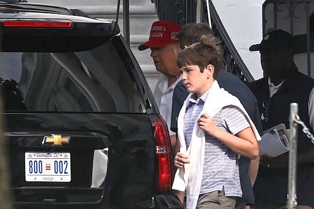 ترامب يظهر علنًا