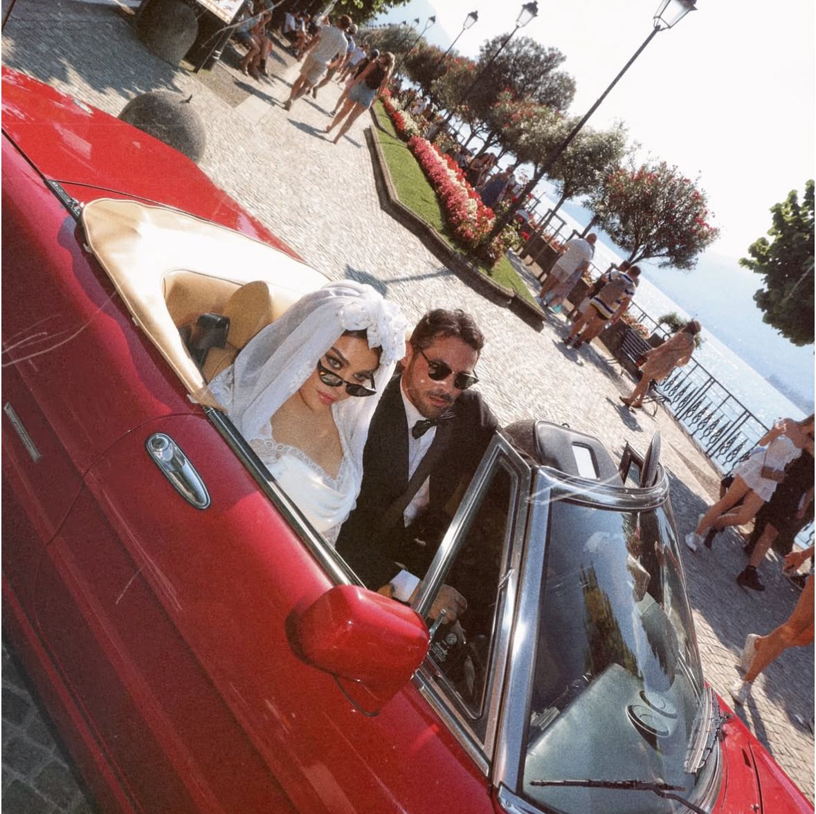 بفستان زفاف.. هيفاء وهبي تشارك جمهورها صورًا من كواليس تصوير كليب أغنيتها الجديدة تؤام حياتي