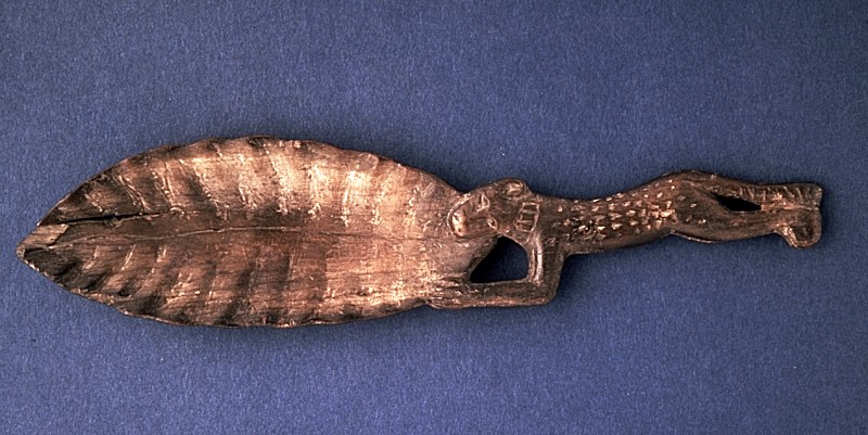 ملعقة تجميل على شكل فهد من الأسرة الثامنة عشرة