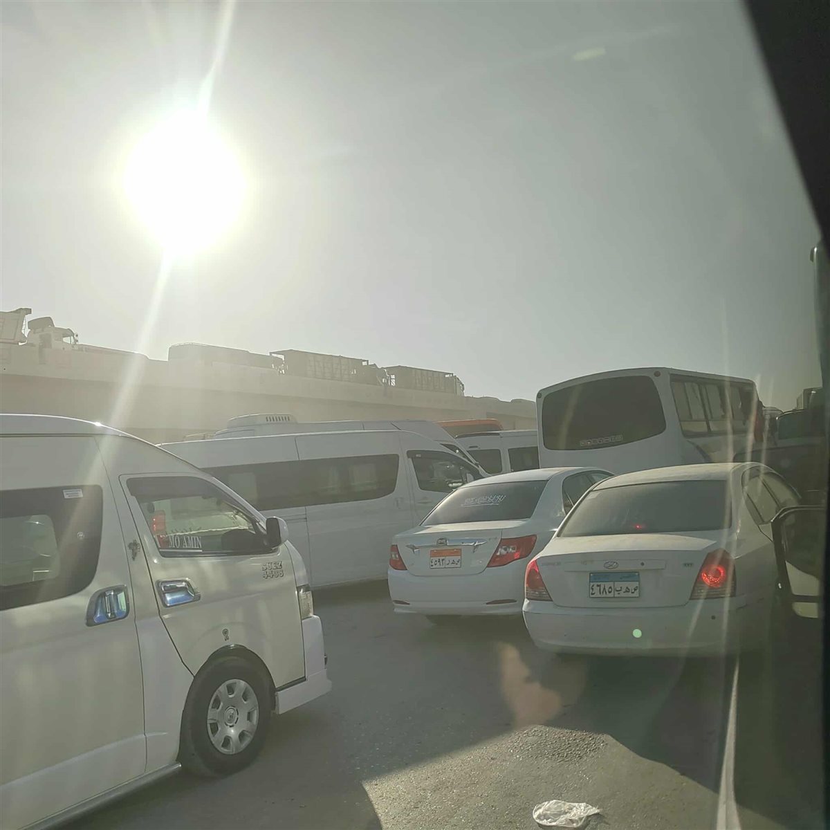 توقف الحركة المرورية بطريق السويس العين السخنة بسبب أعمال صيانة بمنطقة الأدبية