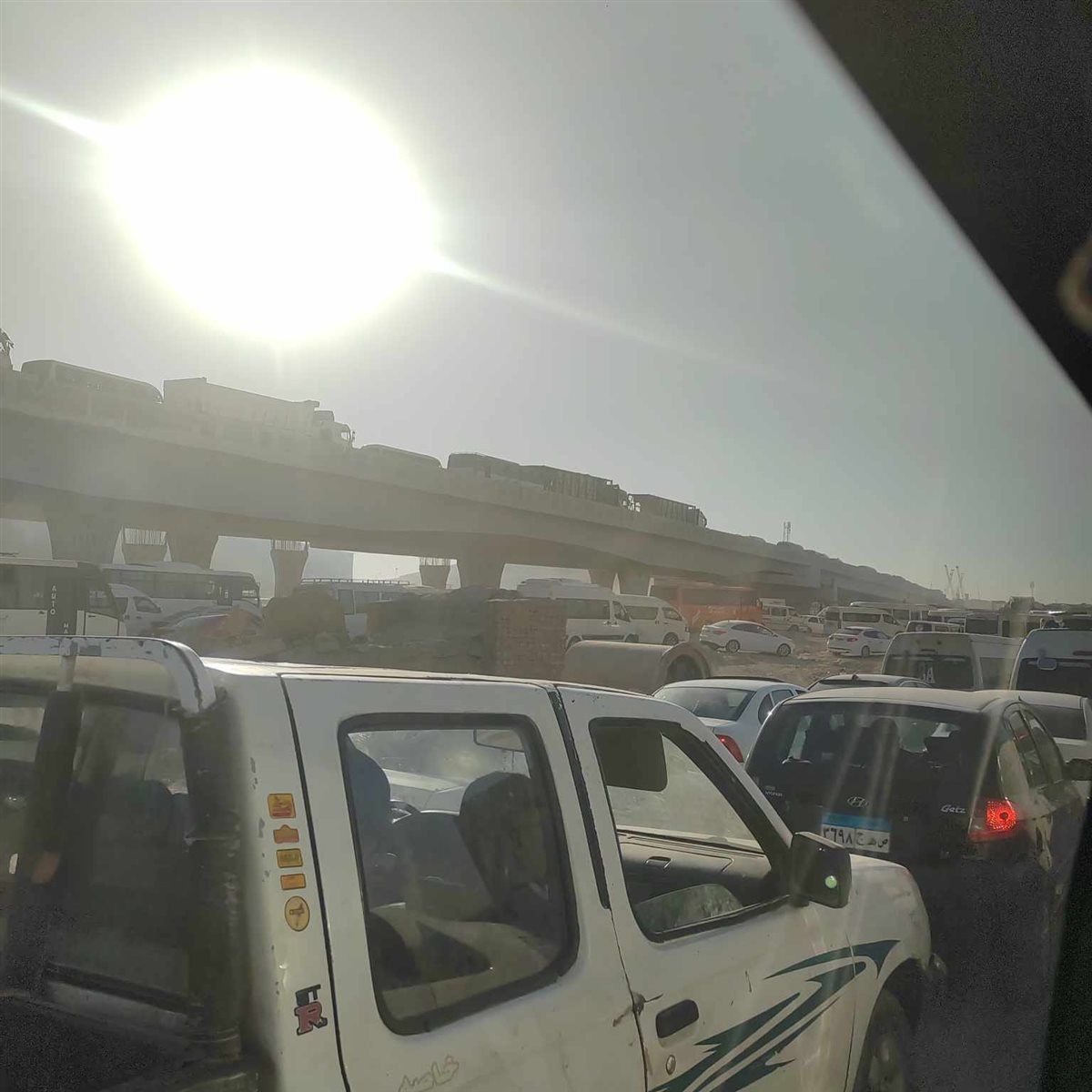 توقف الحركة المرورية بطريق السويس العين السخنة بسبب أعمال صيانة بمنطقة الأدبية