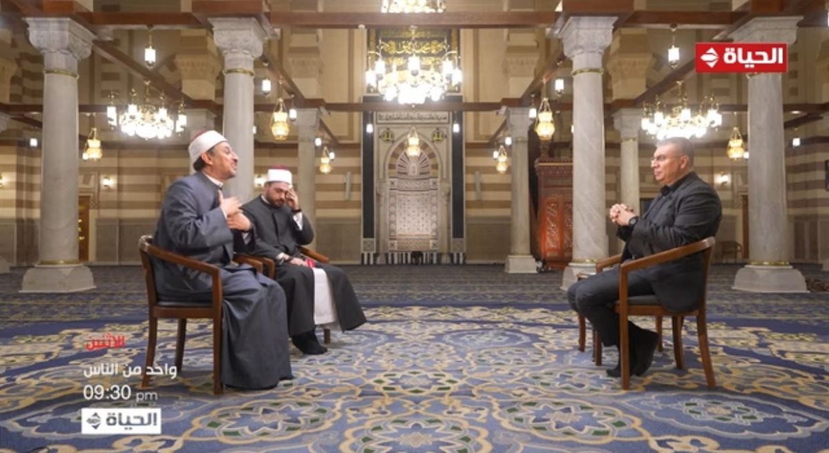 لقطات من حلقة عمرو الليثي بـ المولد النبوي الشريف