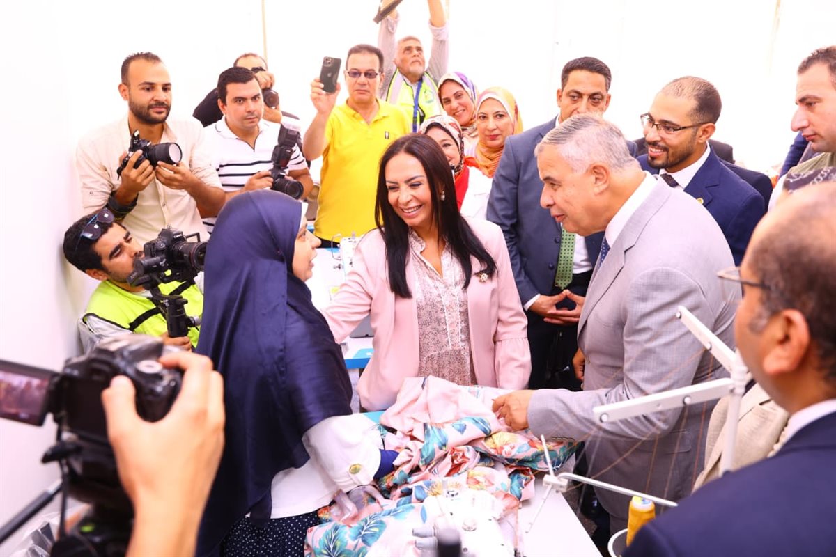 وزيرة التضامن ومحافظ الإسكندرية يفتتحان مركز التأهيل الشامل لذوي الإعاقة ببرج العرب