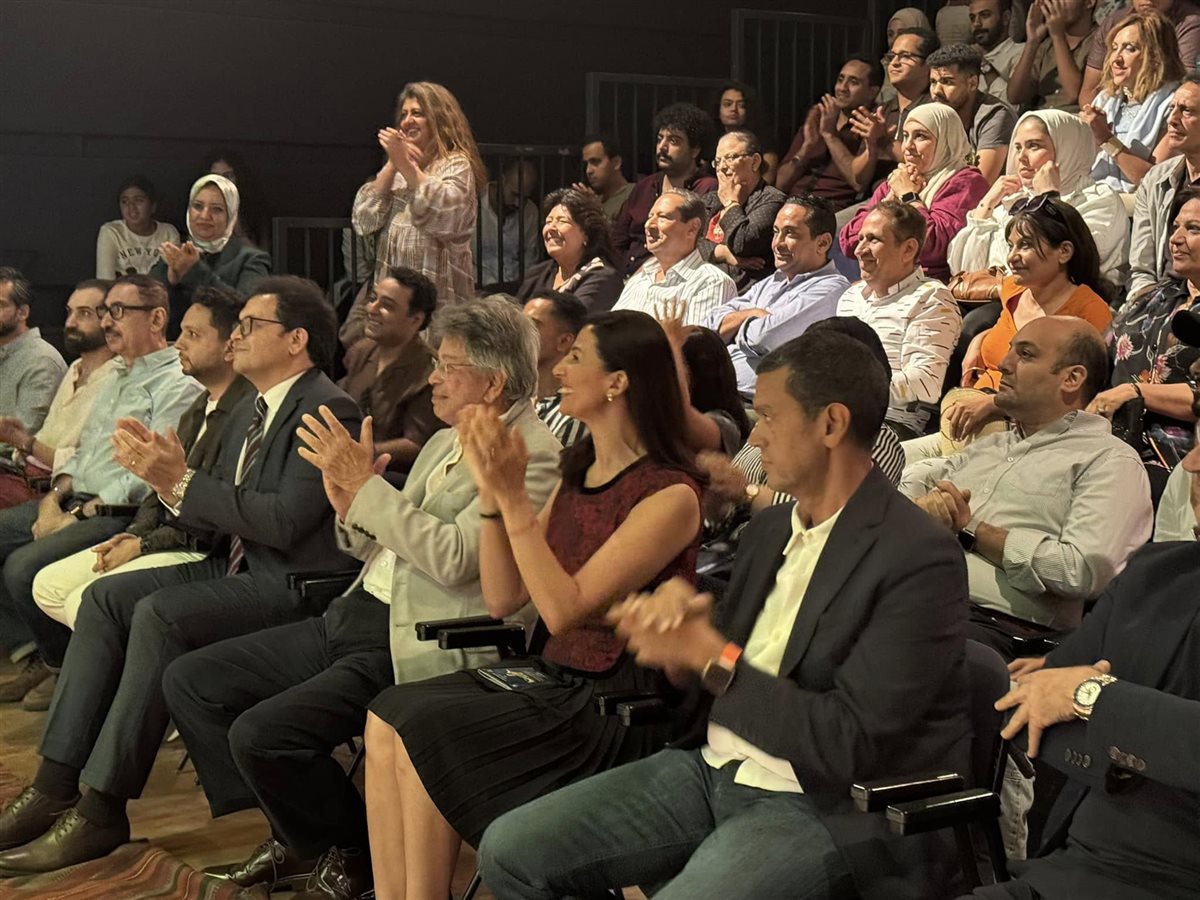 لقطات من حضور وزير الثقافة مسرحية حواديت لـ خالد جلال