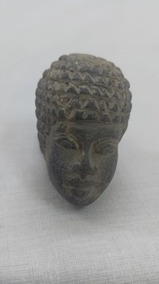 القبض علي تاجر أدوات منزلية بحوزته  577 قطعة أثرية من العصور القديمة بالمنيا