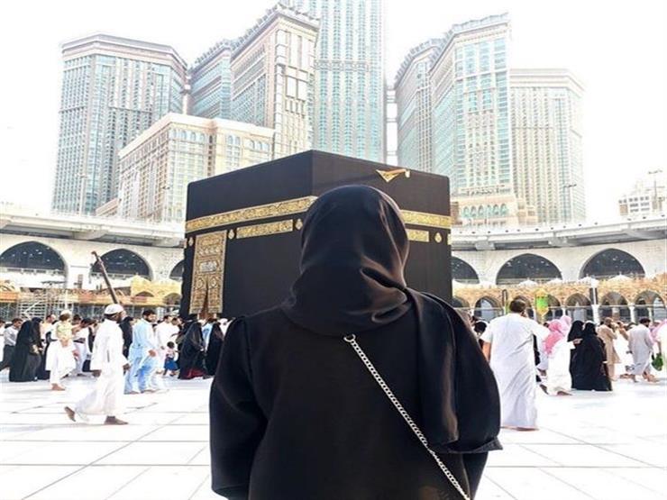 هل يجوز لبس الكمامة بدل النقاب في العمرة