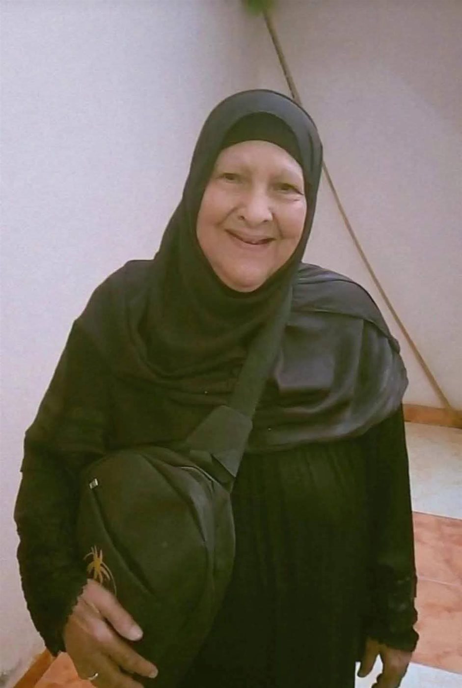 ماتت ساجدة بالحرم