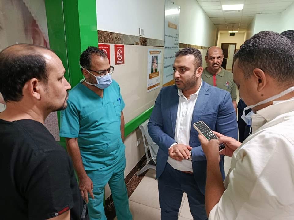 جولة ليلية لمدير الرعاية بمستشفى الأطفال