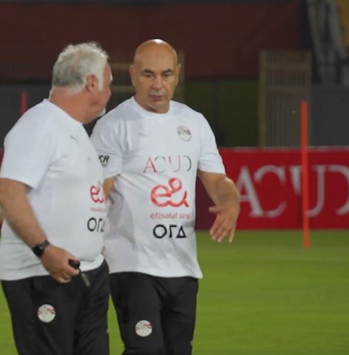 مانويل وحسام حسن 