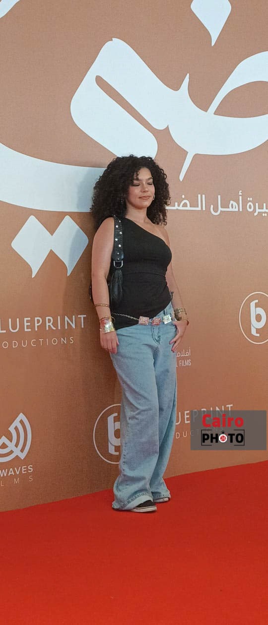 من بينهم أشرف عبد الباقي وابنته وهنا شيحة.. كل النجوم في العرض الخاص لـ فيلم ضي