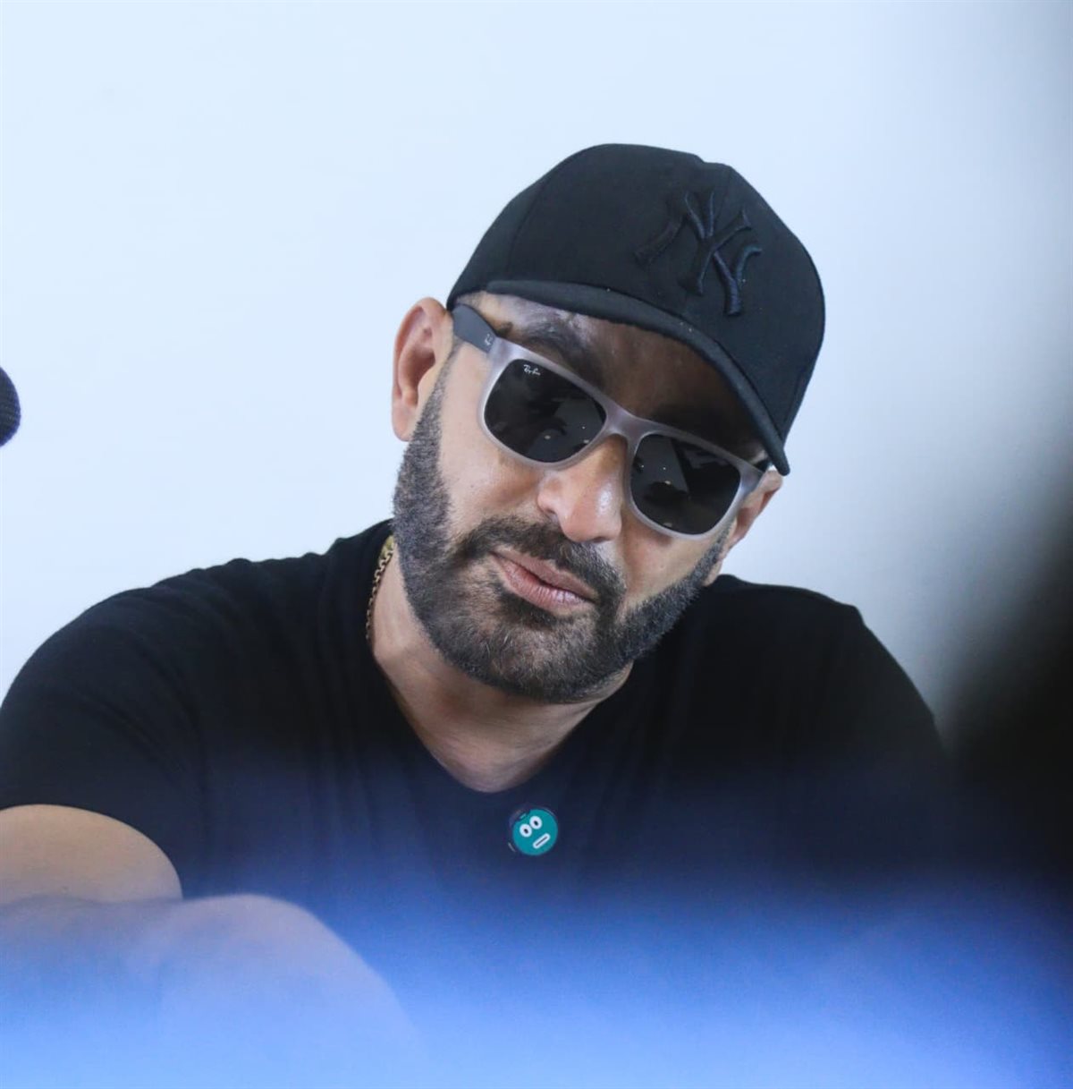 النجم أحمد السقا يحتفل بنجاح فيلم