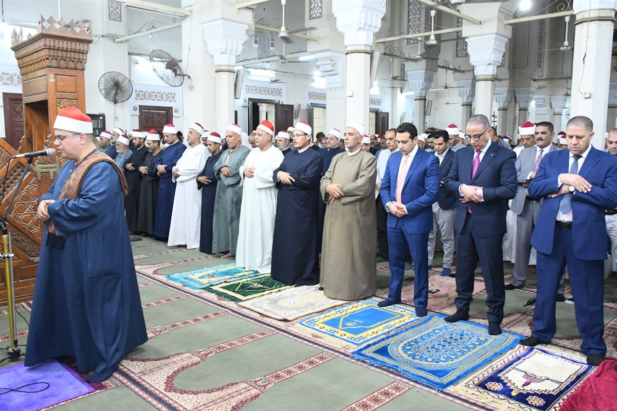 محافظ الفيوم يشهد احتفال 