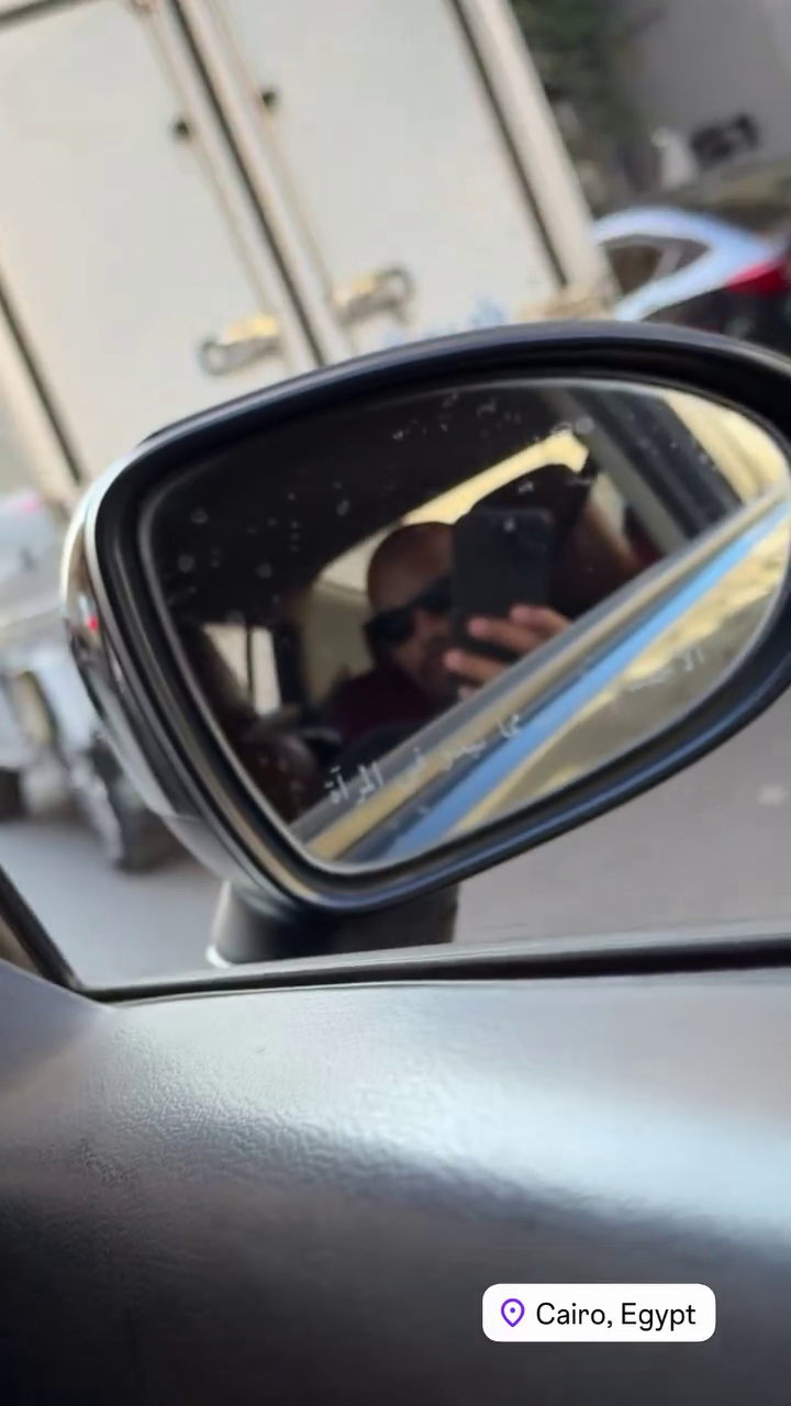 الأمريكي ثيودور يصل القاهرة