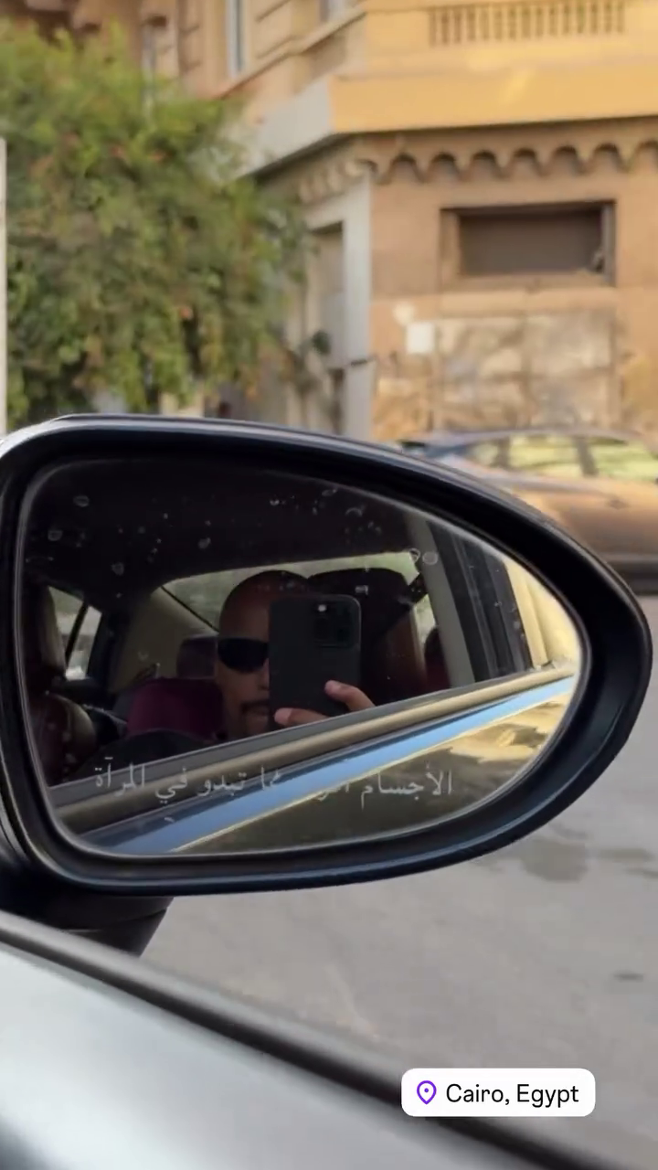 الأمريكي ثيودور يصل القاهرة