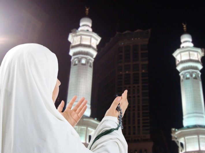 مناسك العمرة للنساء من الطائرة