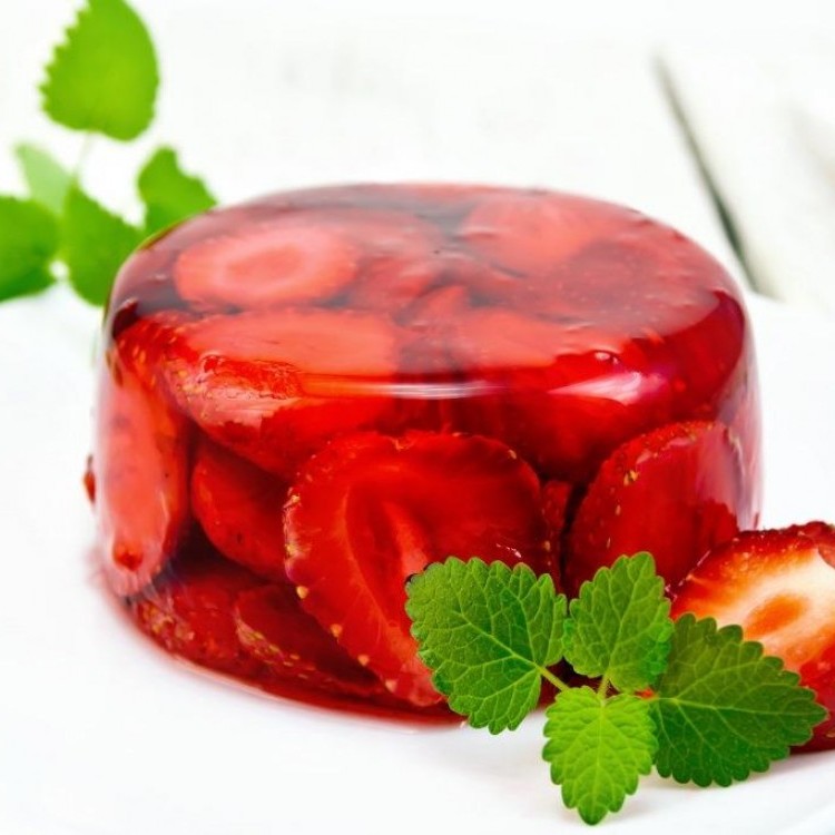 طريقة عمل جيلي الفراولة الجاهز