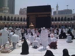 ملابس العمرة للنساء