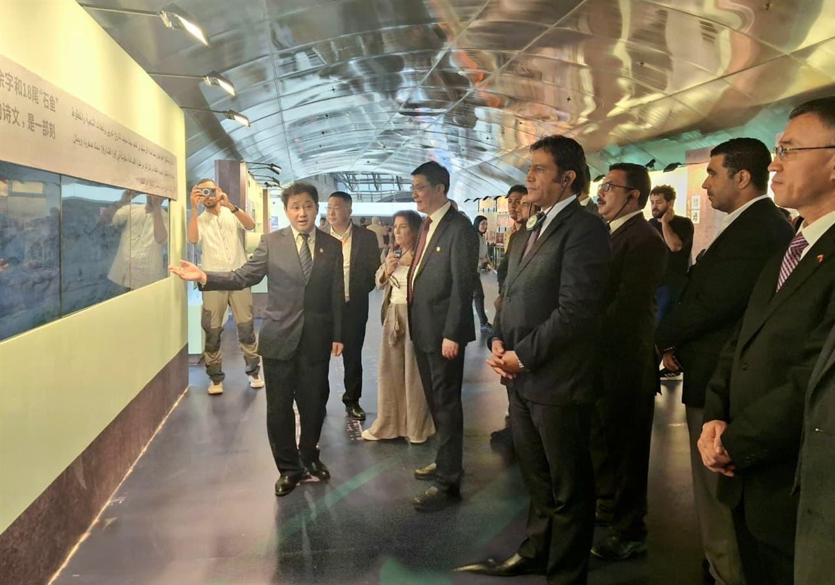 وفد صيني يزور المتحف القومي للحضارة المصرية بالفسطاط