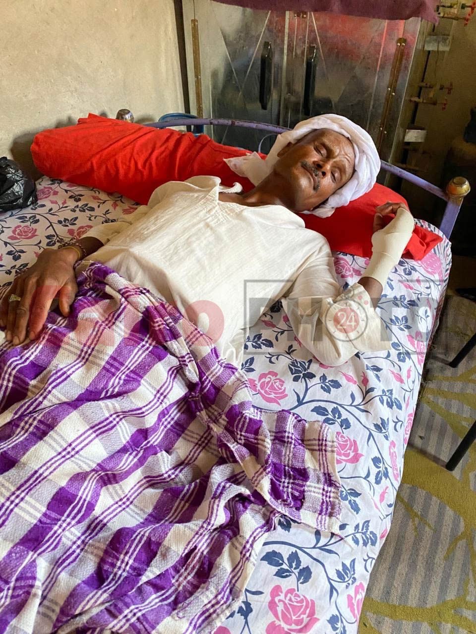 أول ظهور لعم مجاهد بعد دفنة لساعة ونصف تحت التراب