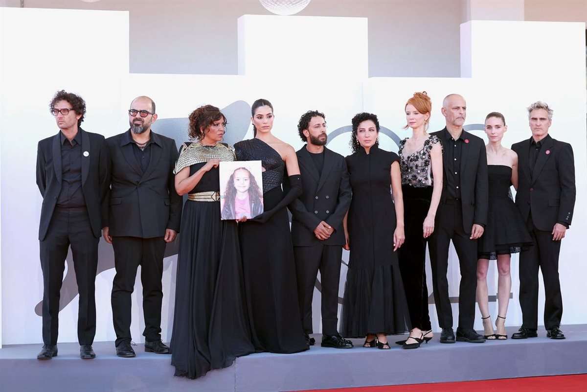 أبطال فيلم صوت هند رجب على الريد كاربت