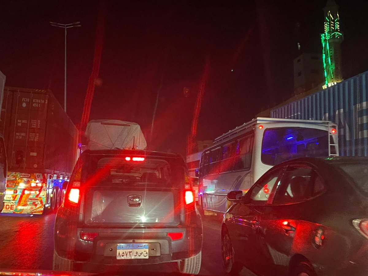 تكدس مروري على الدائري من أول نزلة الوراق حتى المؤسسة 