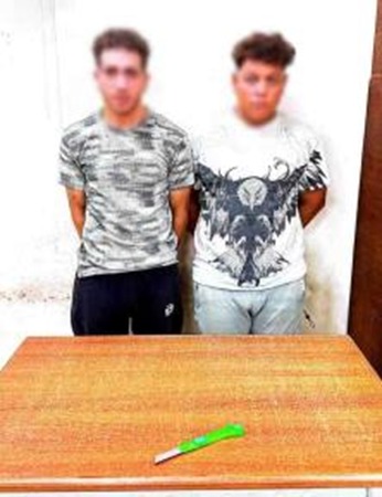 المتهمين والسلاح المضبوط 