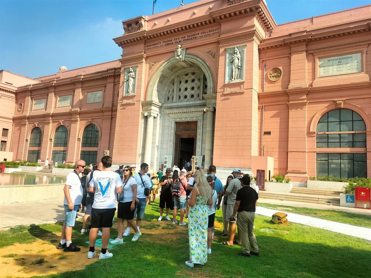 إقبال سياحي على المتحف المصري بالتحرير 