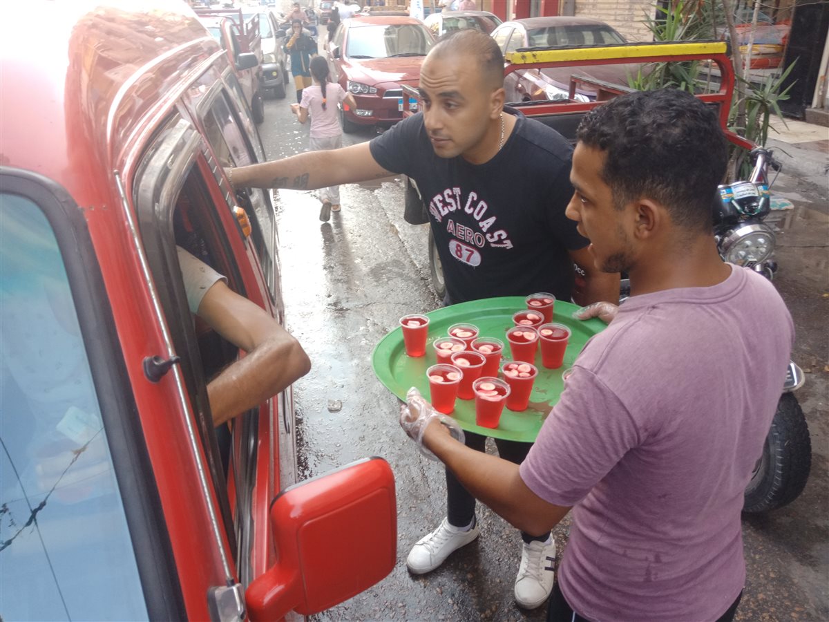 توزيع الشربات بالموز بالإسكندرية