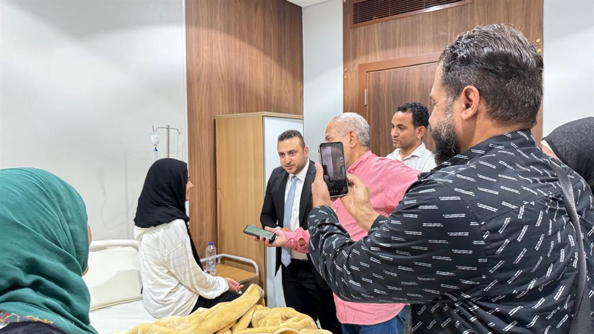 جولة الإعلامين بمبنى هيئة الرعاية والمجمع الطبي