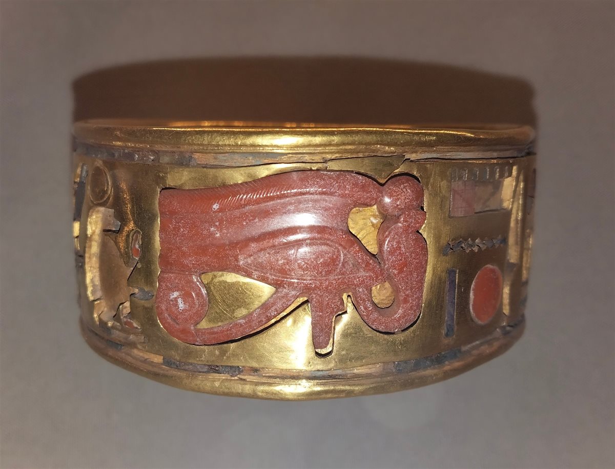 قطعة نادرة من الذهب لـ الملك بسوسنس الأول