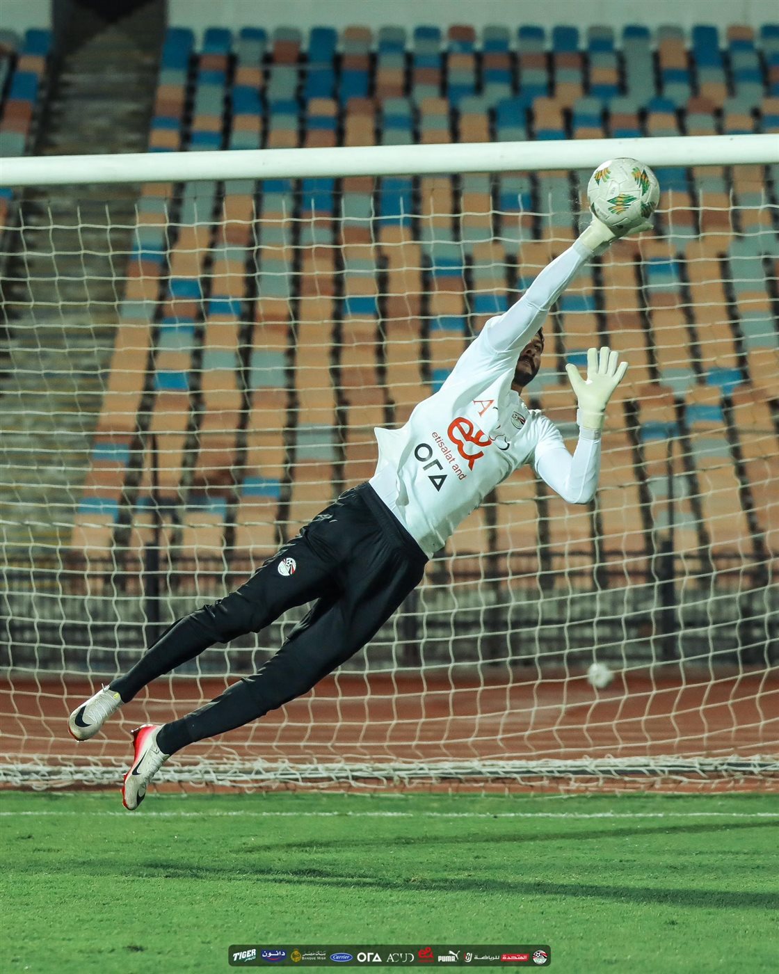 محمد الشناوي في مران منتخب مصر