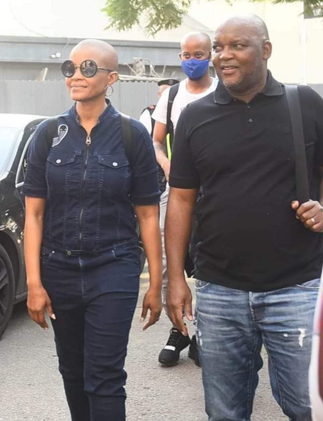 بيتسو موسيماني وزوجته مويرا