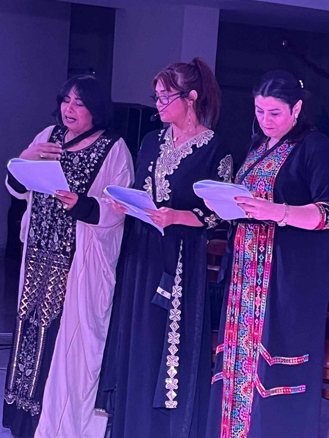 نقابة المهن التمثيلية برعاية أشرف زكي تنظم احتفالية إنسانية بدار كبار الفنانين<br>