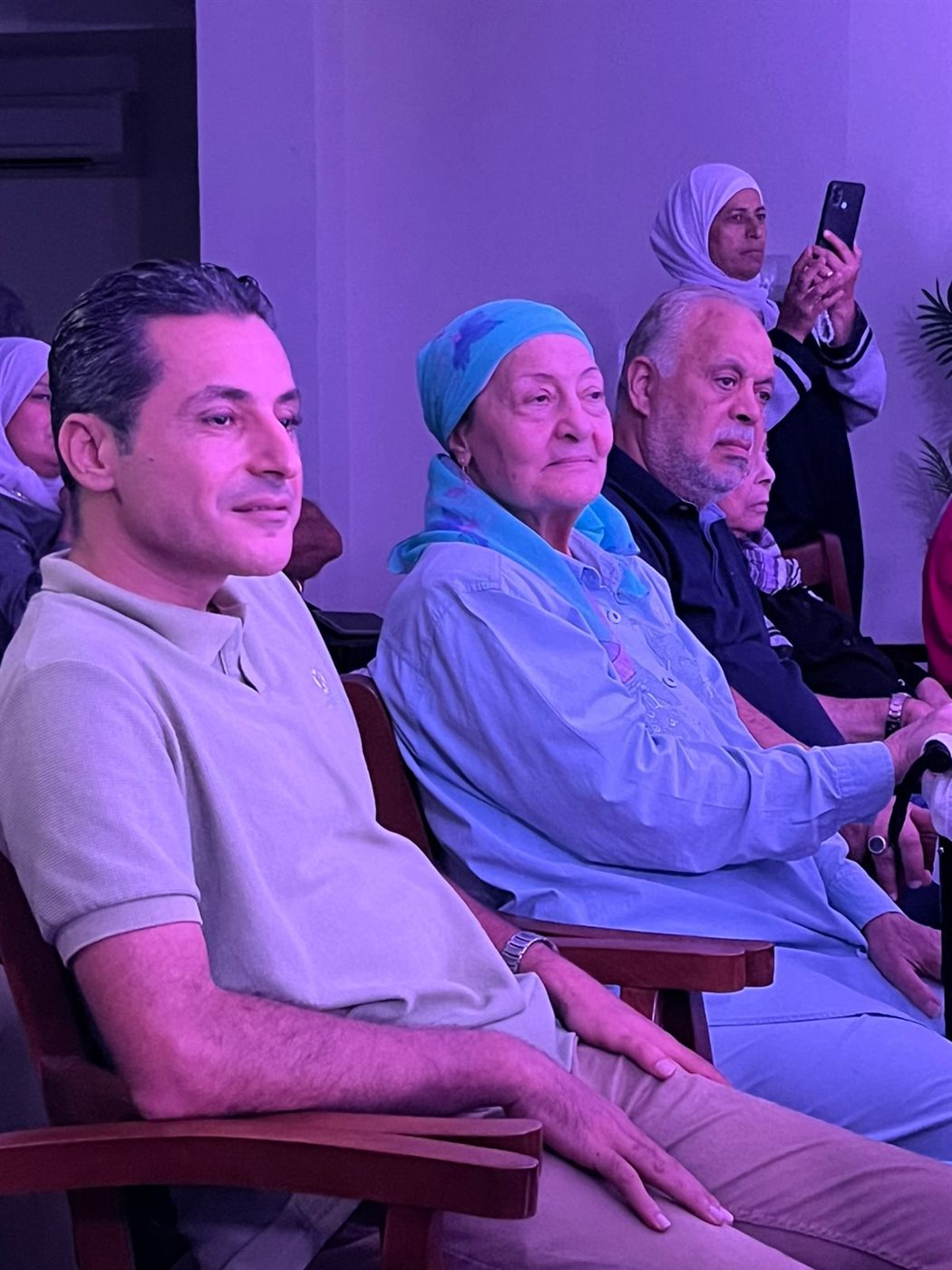 نقابة المهن التمثيلية برعاية أشرف زكي تنظم احتفالية إنسانية بدار كبار الفنانين<br>