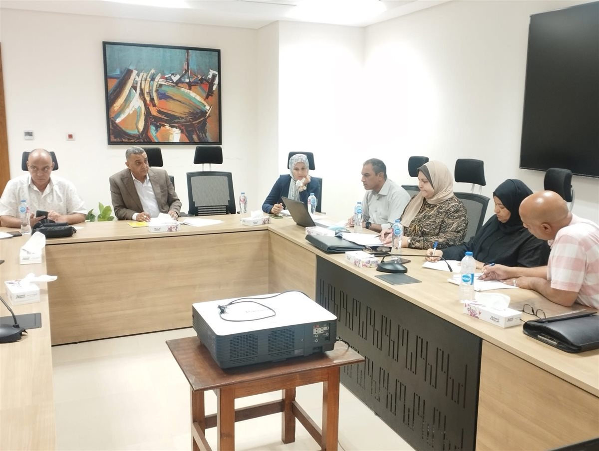 اجتماع لمناقشة علاج المياه الجوفية بإستا جنوب الأقصر