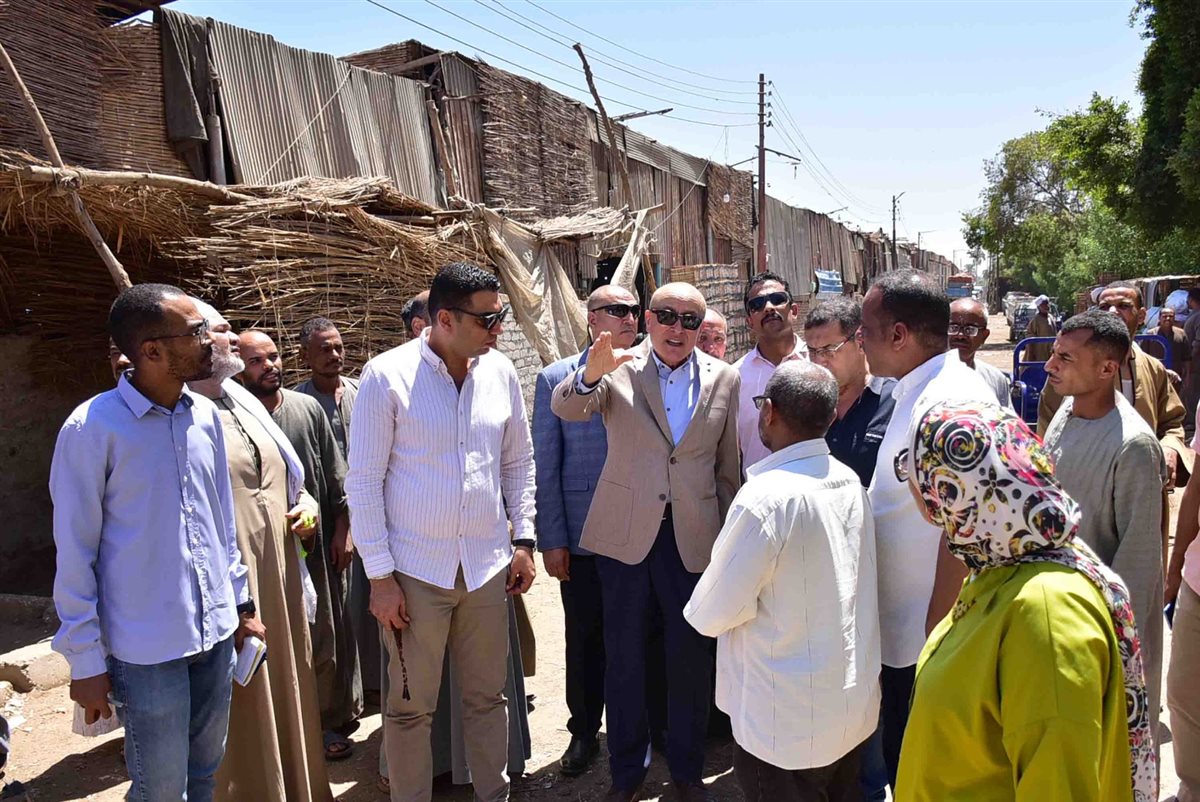 محافظ الأقصر وجولة في إسنا 